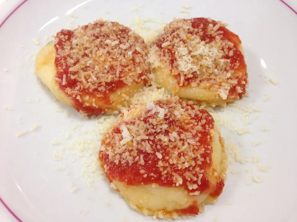 Ravioli capresi.